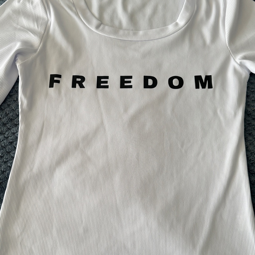 Womens long sleeve freedom T-shirt. 
Turning Point USA - Picture 2 of 3